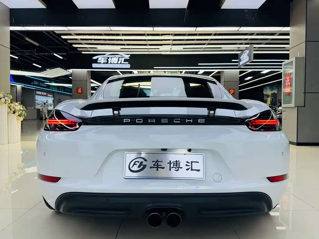 Porsche 718 2016 Cayman 2.0T