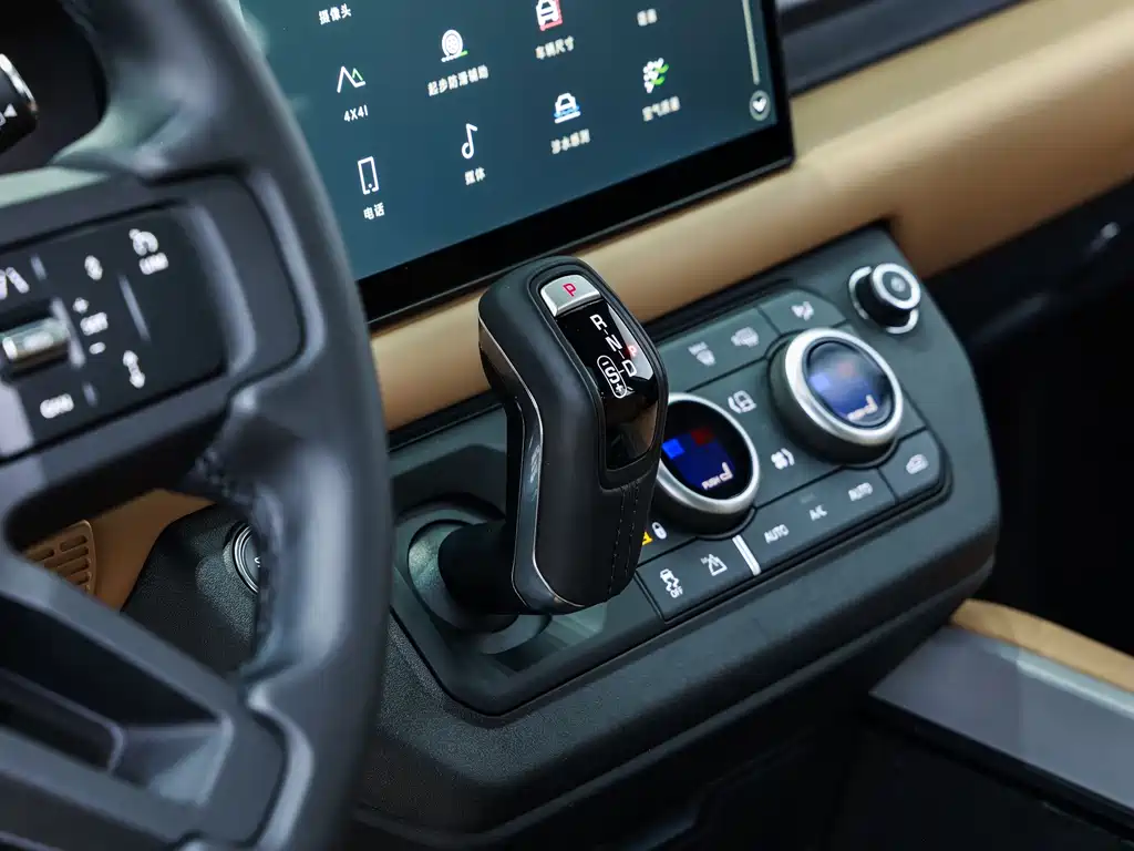 Land Rover Defender — миниатюра 19