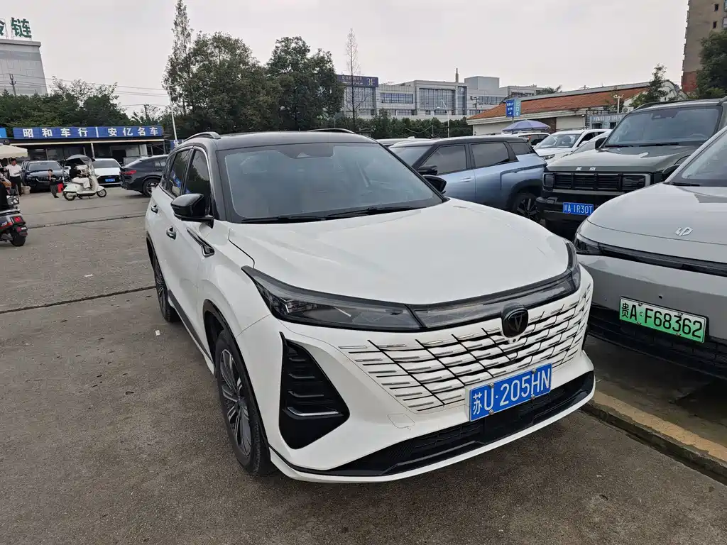 Changan CS75 — миниатюра 3
