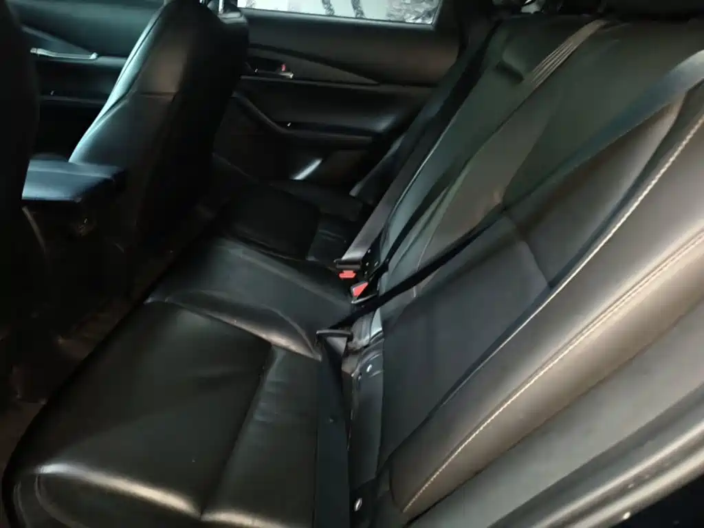 Mazda CX-30 — миниатюра 17