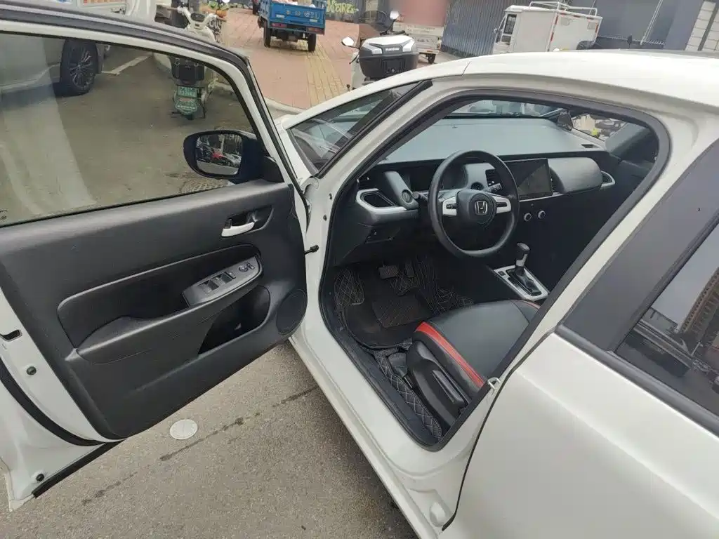 Honda Fit — миниатюра 12
