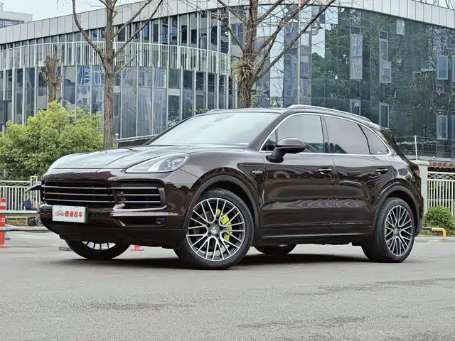 PORSCHE CAYENNE NEW ENERGY 2019