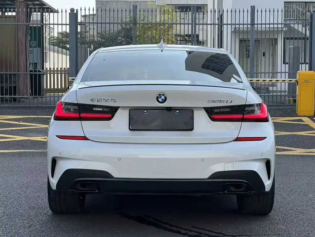 BMW 3 Series — миниатюра 5