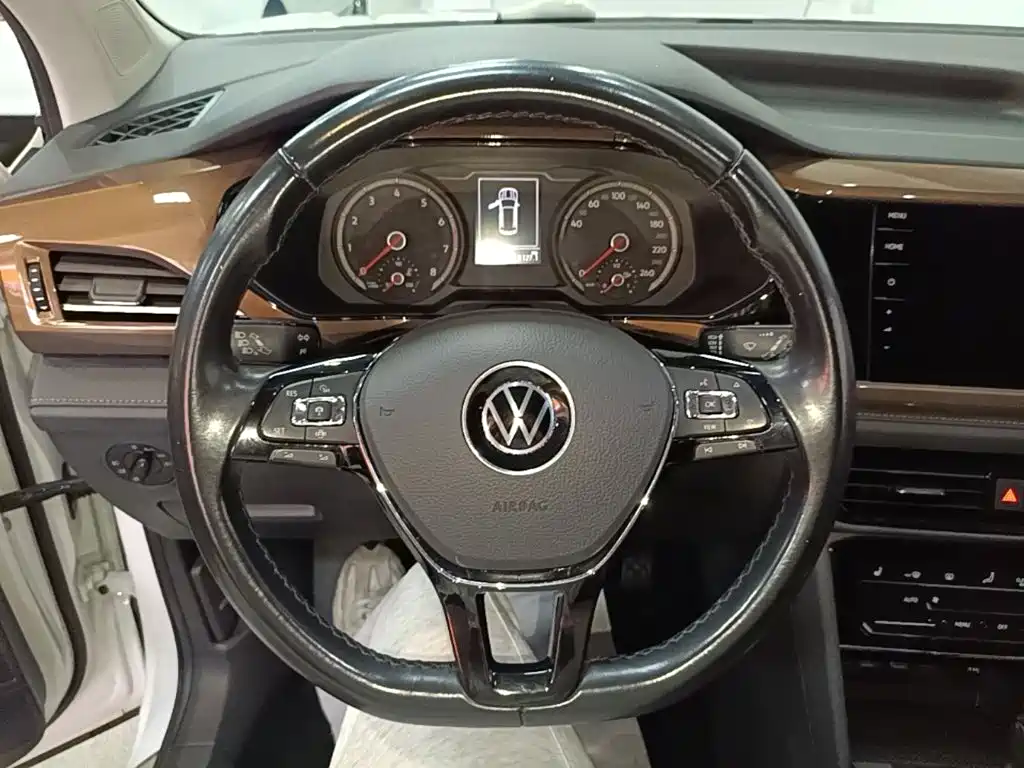 Volkswagen Tharu — миниатюра 11