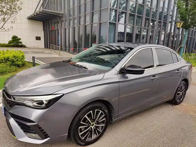 2021 Roewe i5