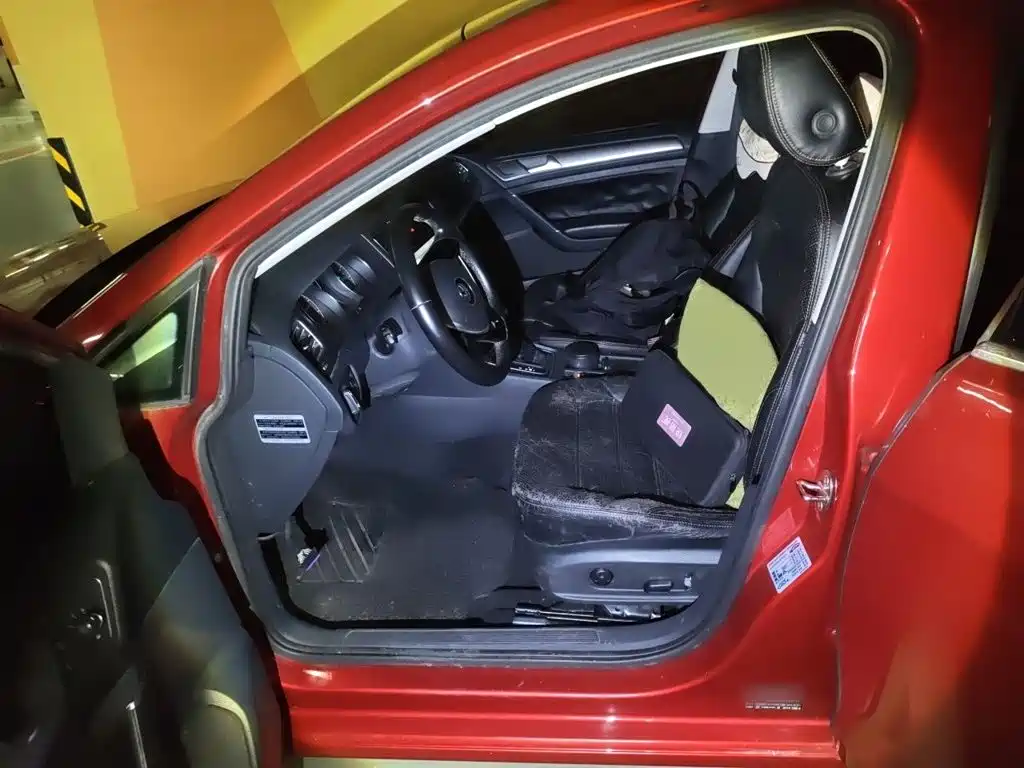 Volkswagen Golf — миниатюра 8