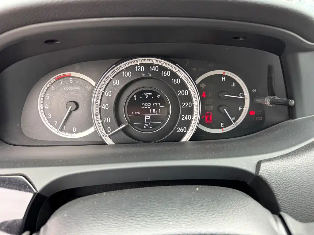 Honda Accord — миниатюра 6
