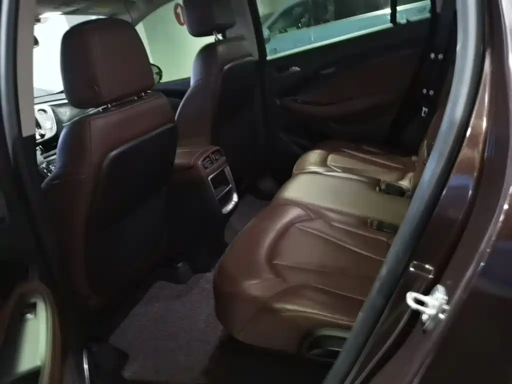 Buick Envision Plus — миниатюра 17