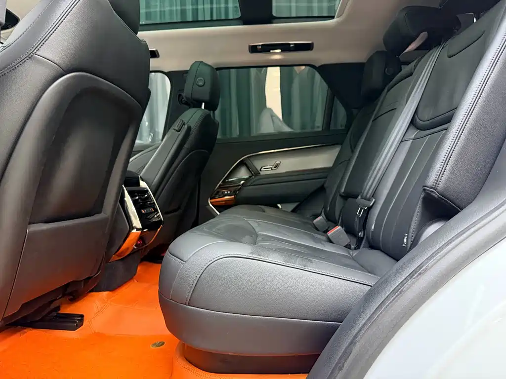 Land Rover Sport — миниатюра 6