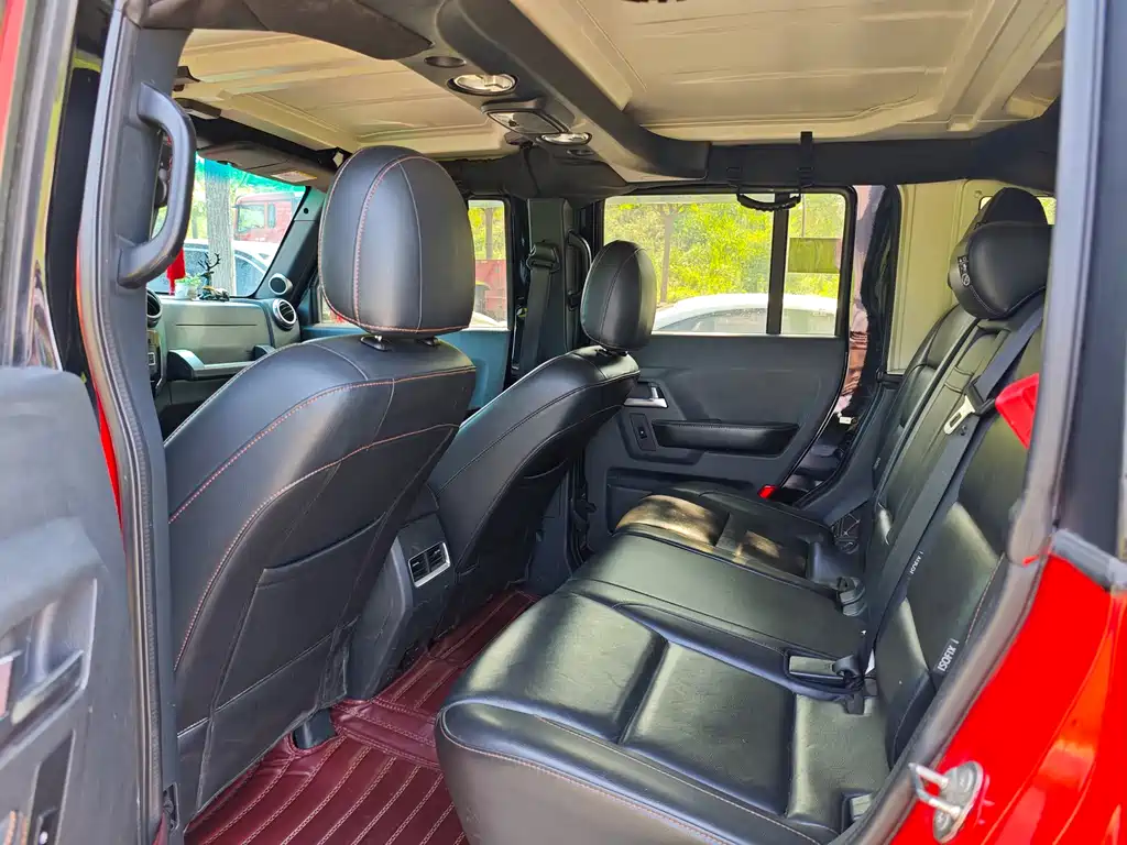 BAIC BJ40 2016 40L 2.3T AT Premium