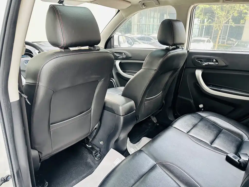 Changan CS35 — миниатюра 9