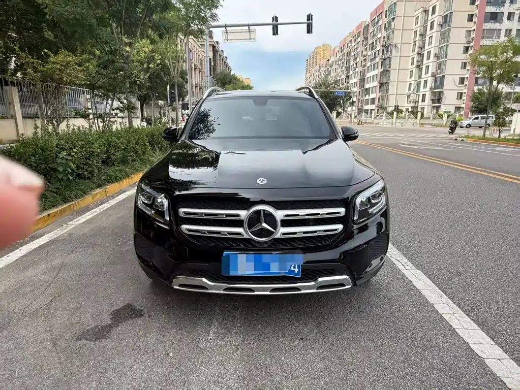 Mercedes-Benz GLB — миниатюра 2