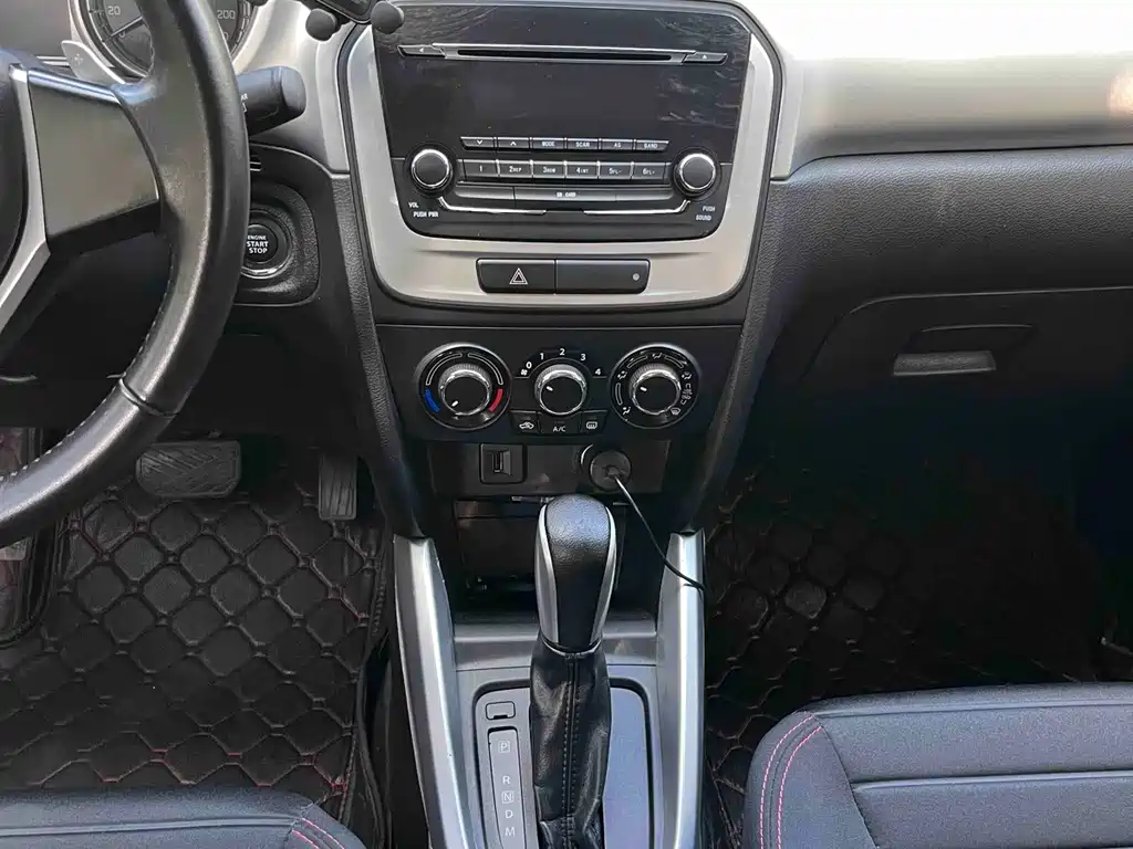 Suzuki Vitara — миниатюра 24