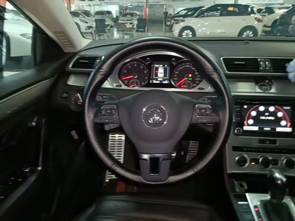 Volkswagen CC — миниатюра 11