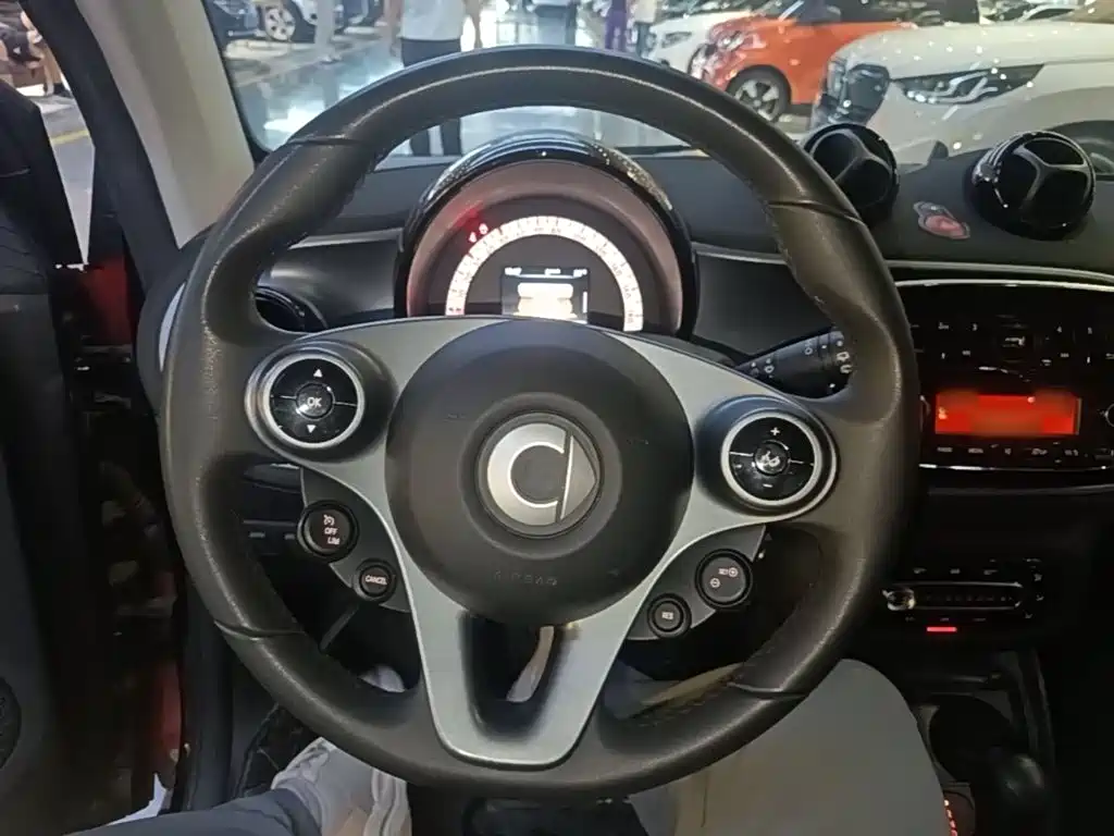 smart Smart Fortwo — миниатюра 11