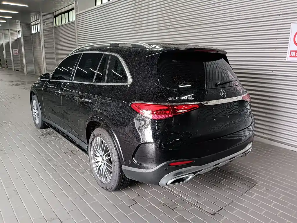 Mercedes-Benz GLC 2025 GLC 300 L 4MATIC 5 мест