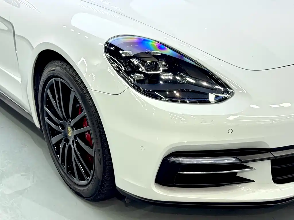 Porsche Panamera — миниатюра 12