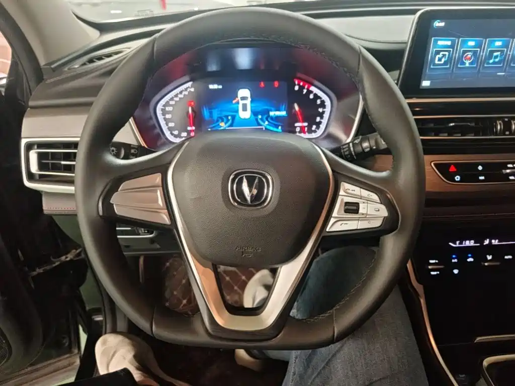 Changan CS75 — миниатюра 11