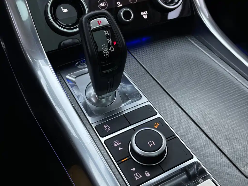 Land Rover Sport — миниатюра 6