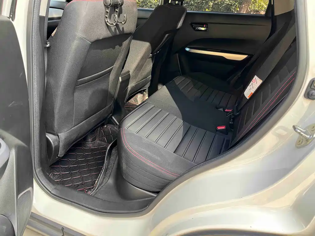 Suzuki Vitara — миниатюра 15