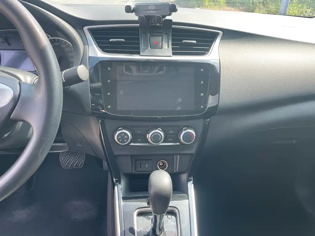 Nissan Sylphy — миниатюра 18