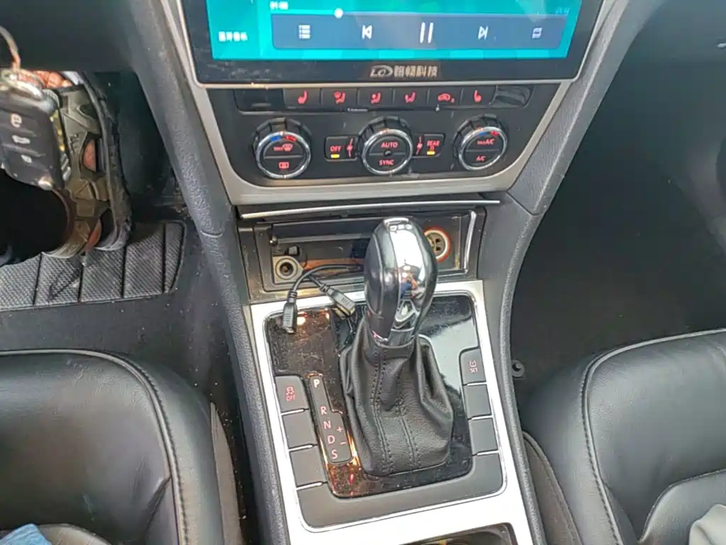 Volkswagen Passat — миниатюра 14
