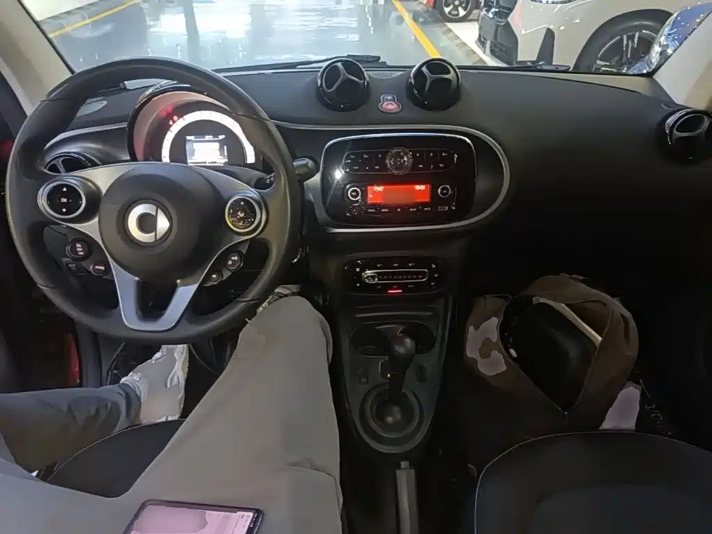 smart Smart Fortwo — миниатюра 10