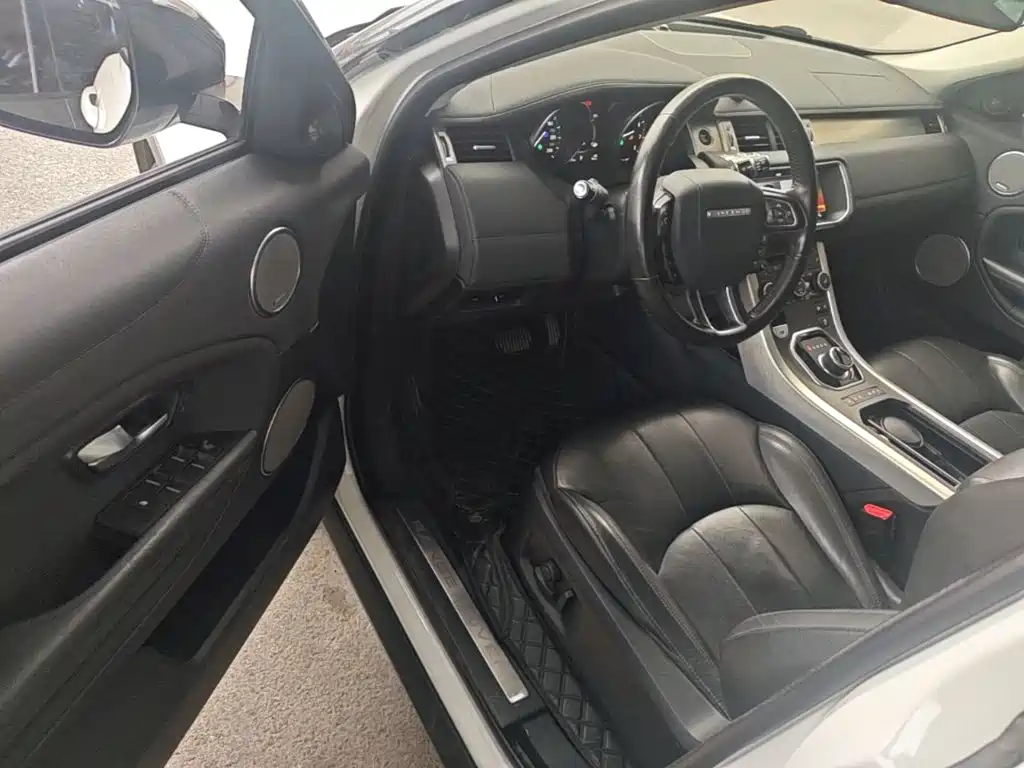 Land Rover Evoque — миниатюра 16