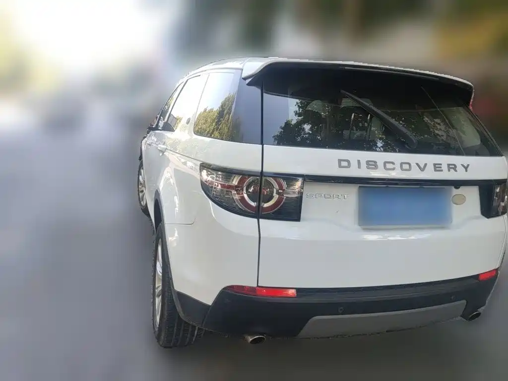 Land Rover Discovery Sport — миниатюра 6