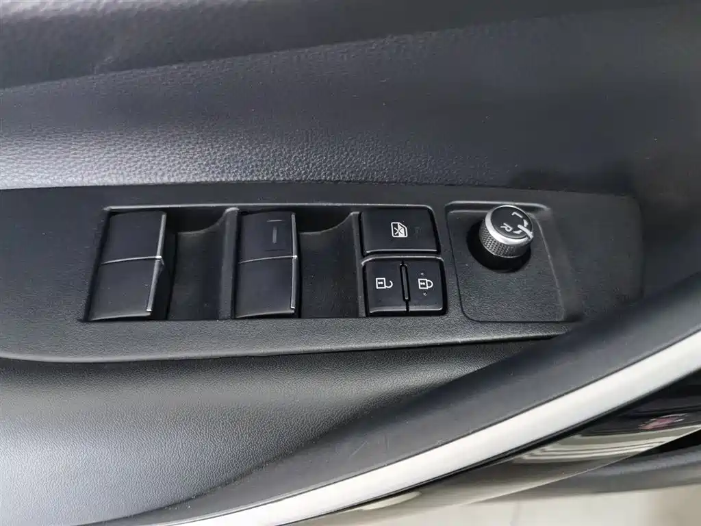 Toyota Corolla 2021 1.8L E-CVT Elite