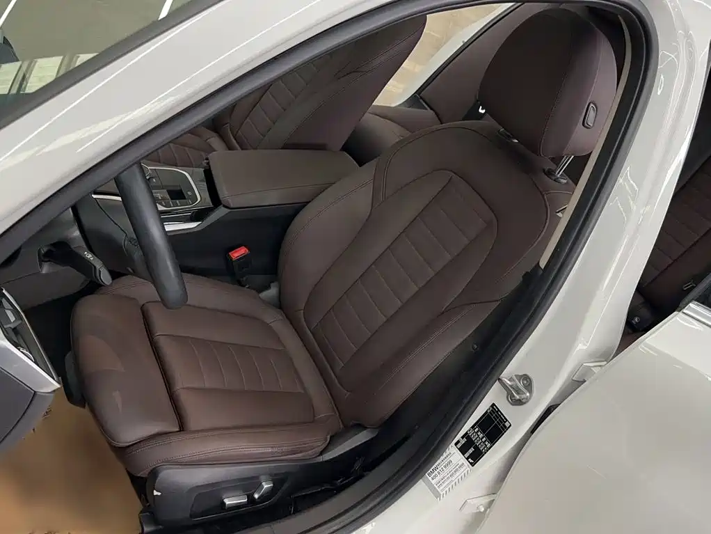 BMW 3 Series — миниатюра 22