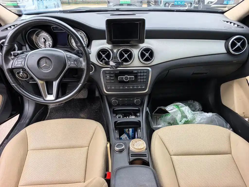 Mercedes-Benz GLA — миниатюра 9