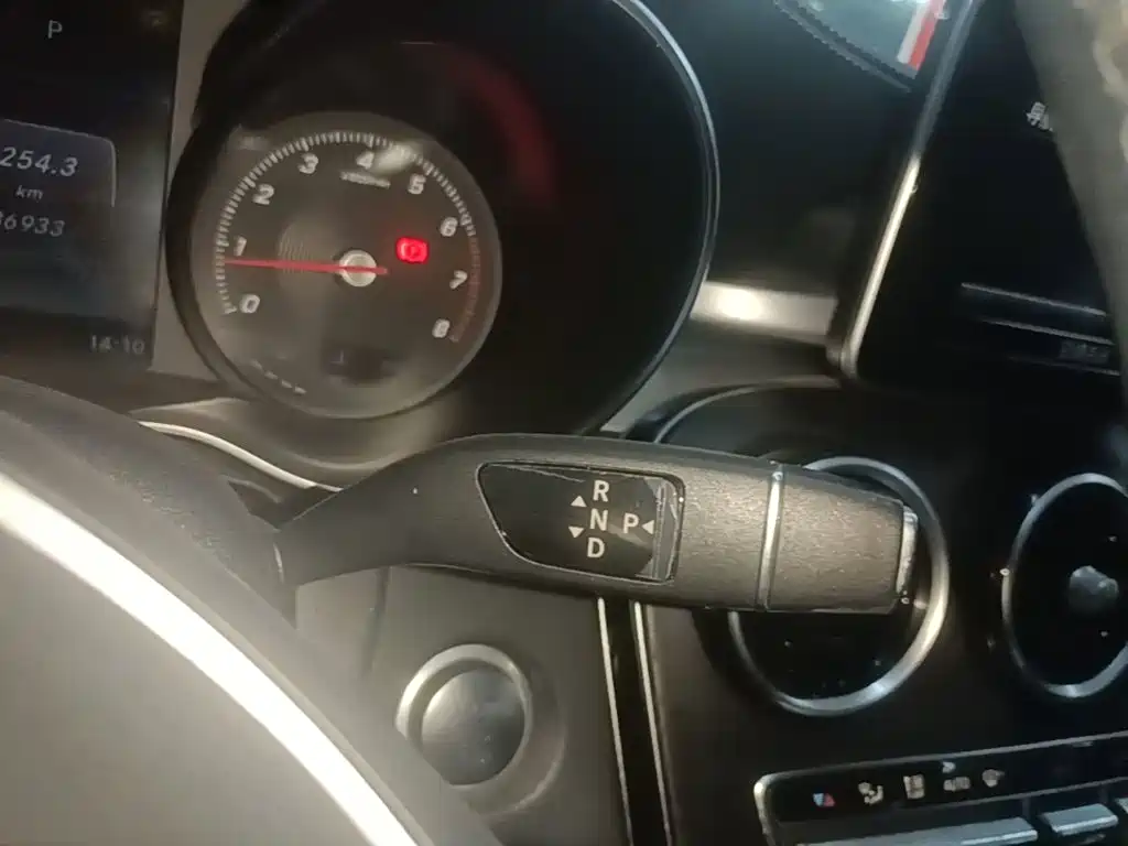 Mercedes-Benz C-Class — миниатюра 14