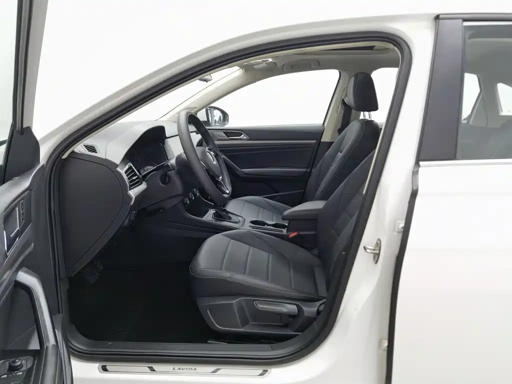 Volkswagen Lavida — миниатюра 10