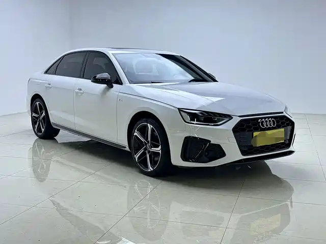 Audi A4L 2024 40 TFSI Luxury