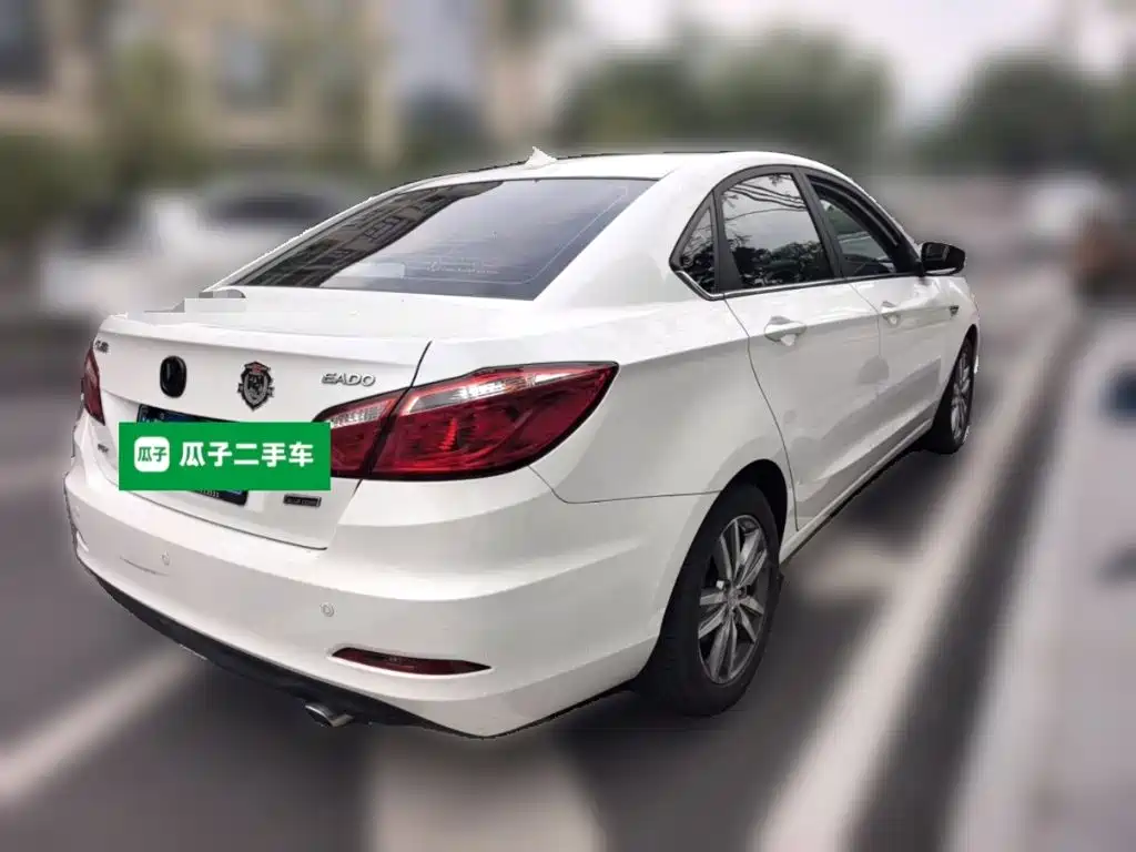 Changan Eado — миниатюра 4