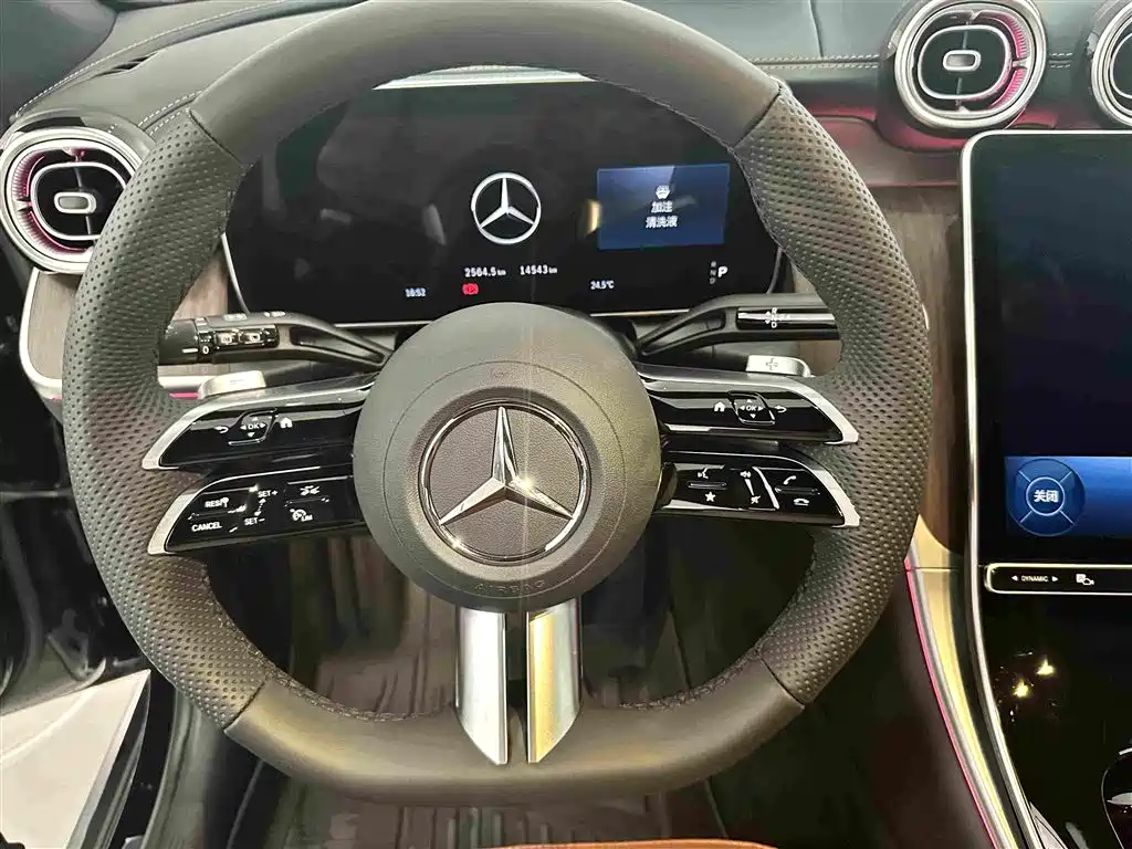 Mercedes-Benz GLC — миниатюра 7