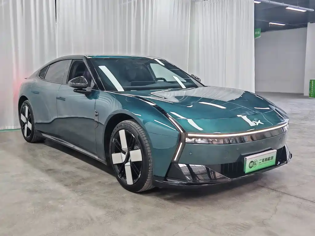 XPeng P7 — миниатюра 3