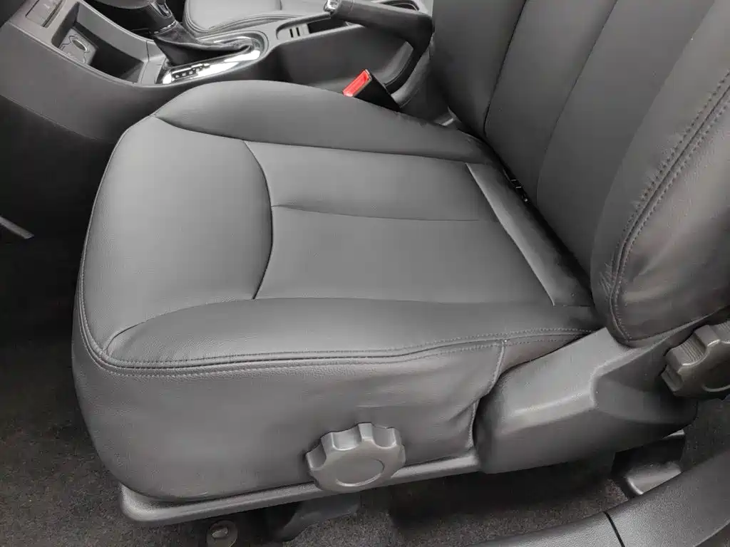 Roewe 360 — миниатюра 20
