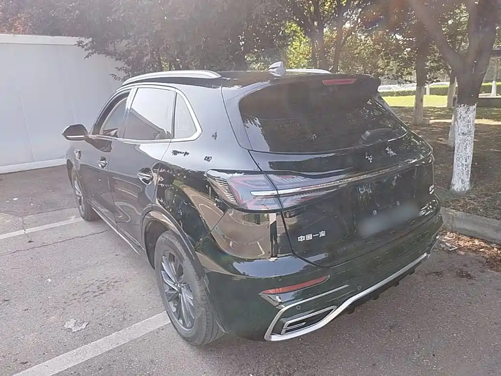 Hongqi HS5 2023 2.0T Pro