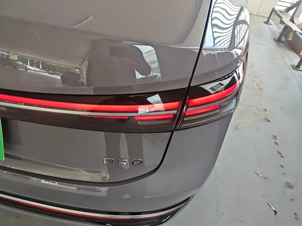Volkswagen Passat 2025 Pro 380TSI