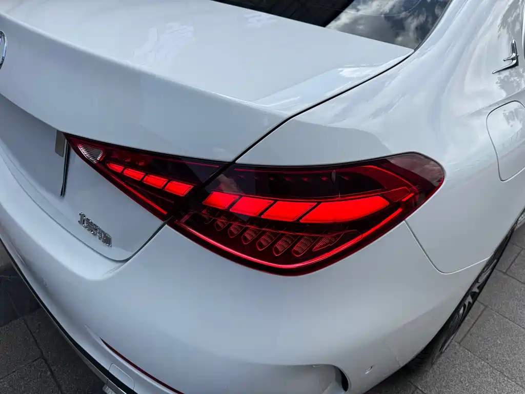 Mercedes-Benz C-Class — миниатюра 37