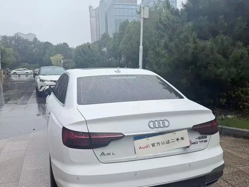 Audi A4L — миниатюра 2