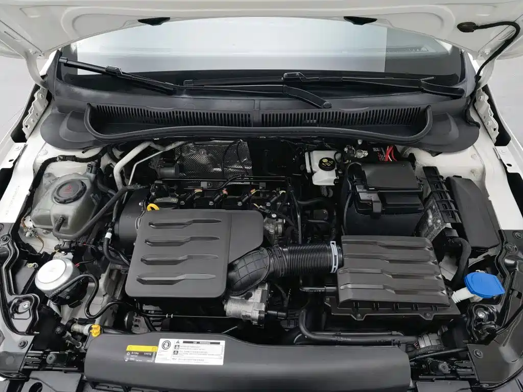 Volkswagen Polo — миниатюра 6