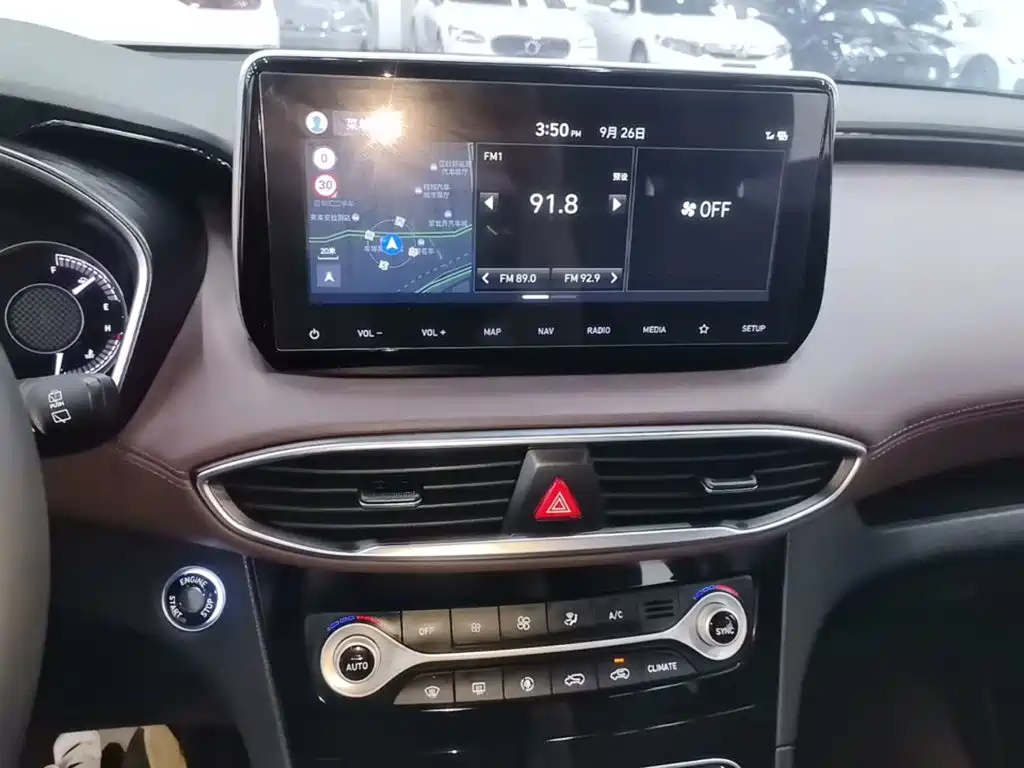 Hyundai Santa Fe — миниатюра 13