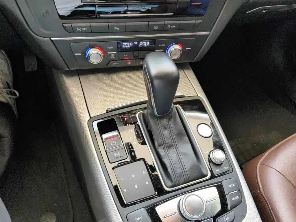 Audi A6L — миниатюра 7