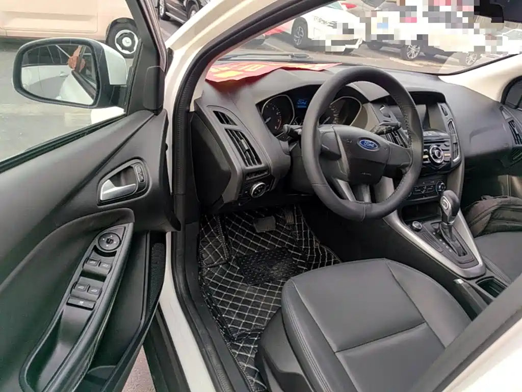 Ford Focus — миниатюра 16