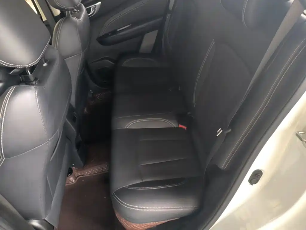 Geely Vision X3 — миниатюра 13