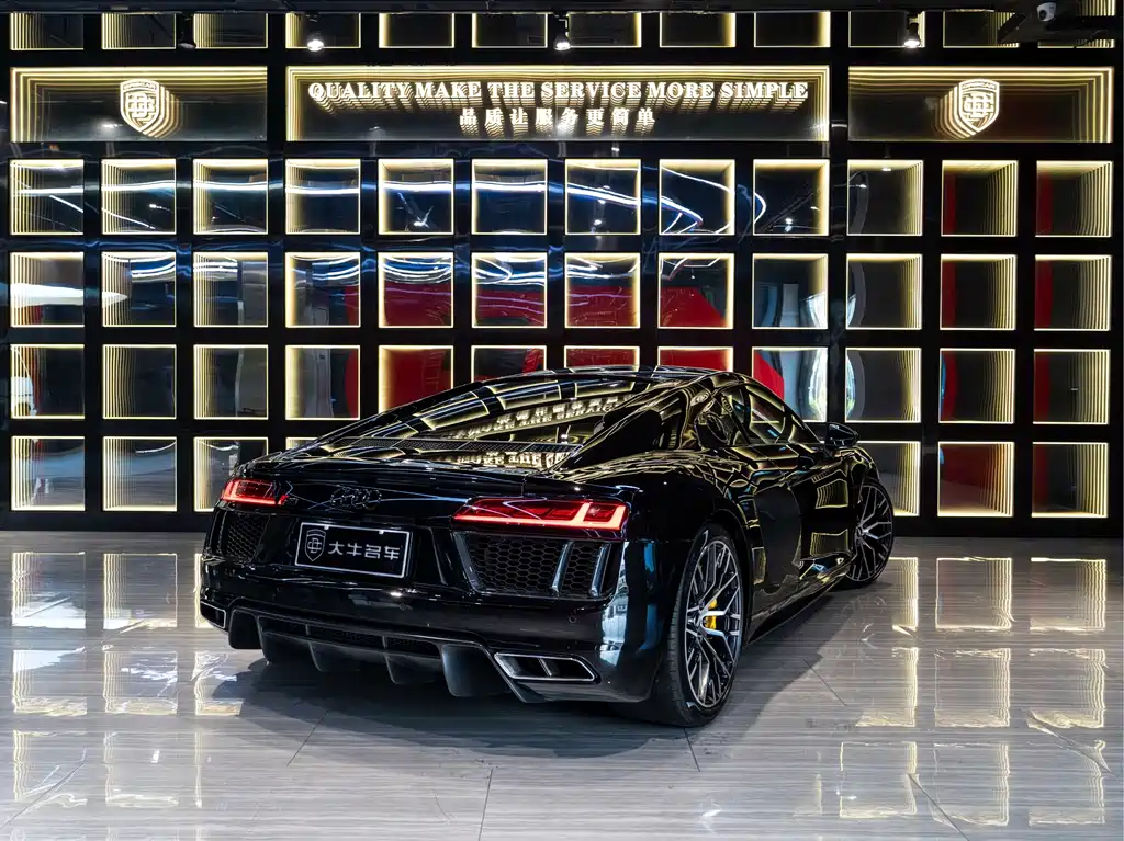 Audi R8 — миниатюра 6