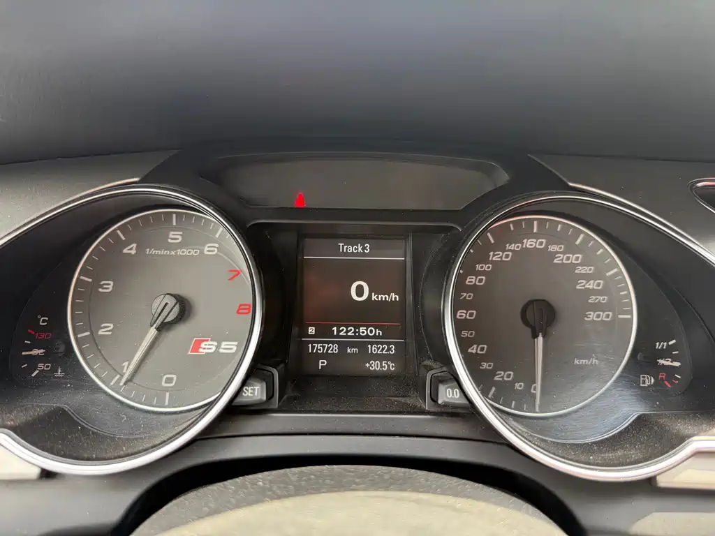 Audi S5 — миниатюра 5